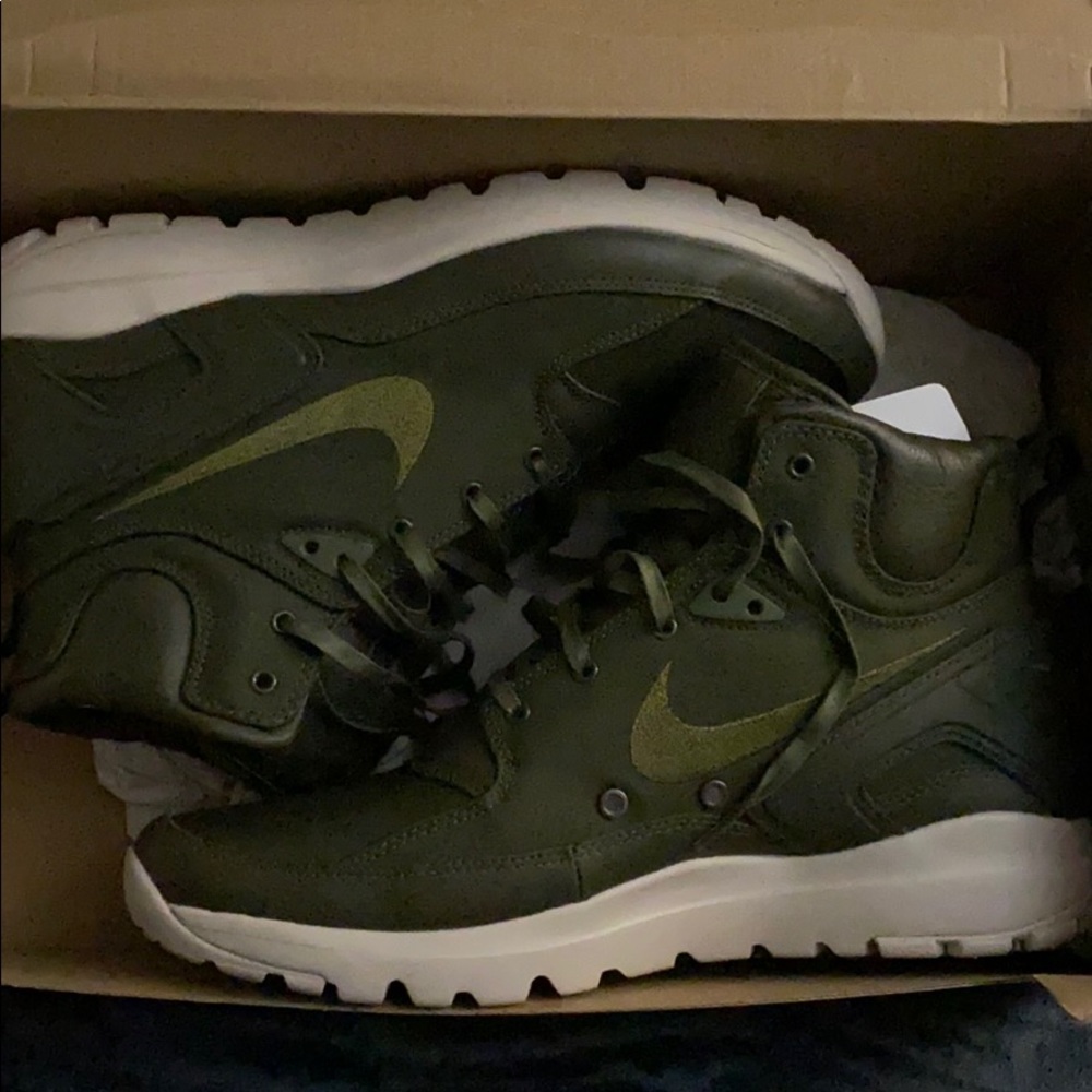 Nike boots